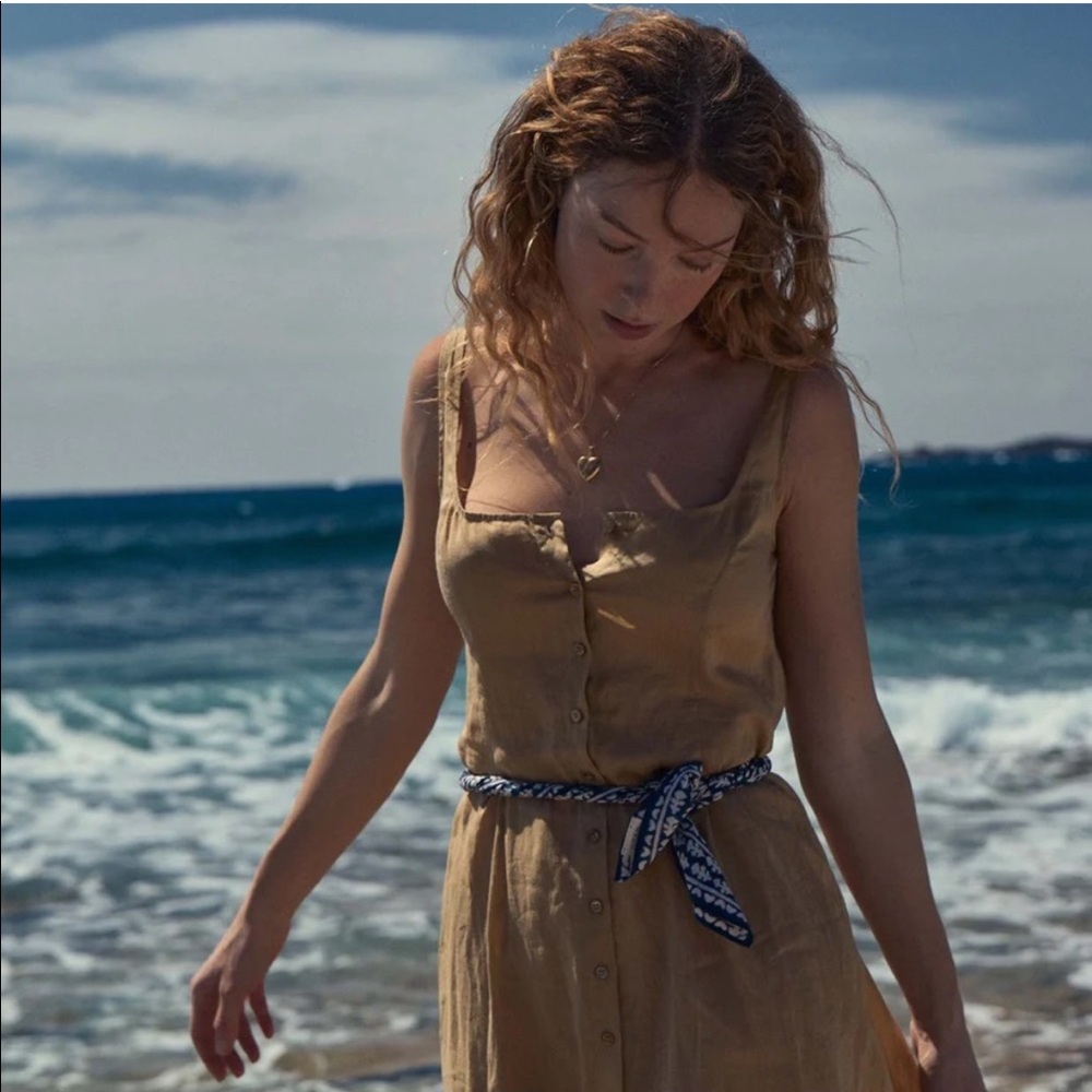 Doen Lantana Dress is Oaken